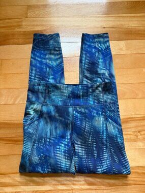 Lululemon leggings, 4, blue stripes
